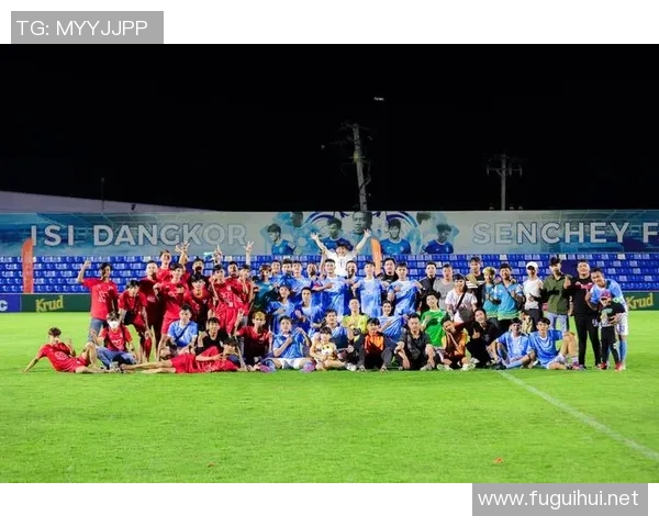 足球明星背影剪辑素材精选展现他们独特风采与激情瞬间